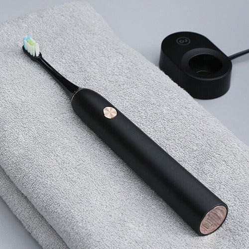 Rechargeable smart toothbrush